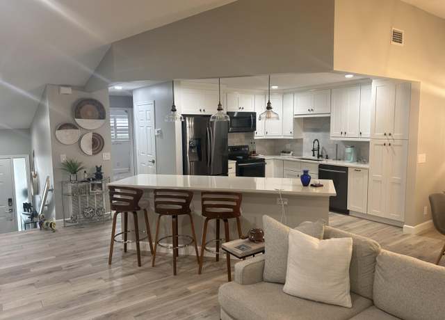 Property at 5710 Coach House F Cir Unit F, Boca Raton, FL 33486, 2 beds, 2 baths