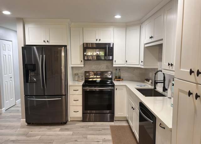Property at 5710 Coach House F Cir Unit F, Boca Raton, FL 33486, 2 beds, 2 baths