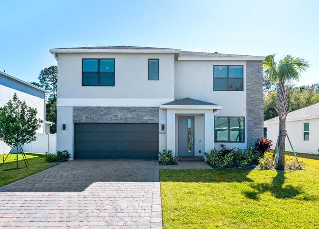 Property at 5850 SE Sky Blue Cir, Stuart, FL 34997, 5 beds, 3 baths