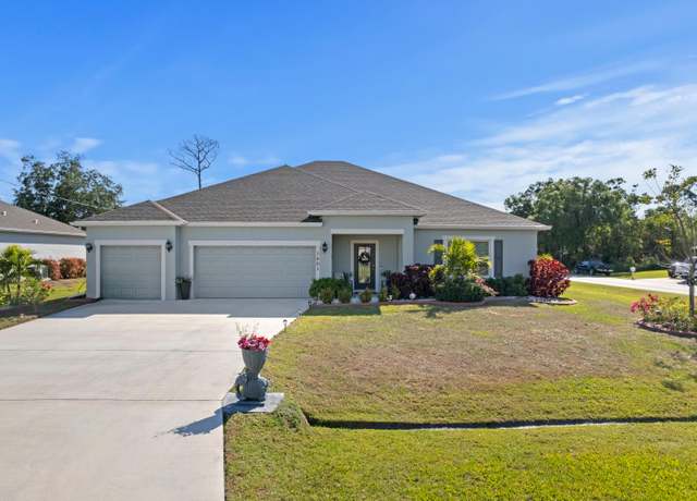 Property at 1501 SW Neponset Rd, Port Saint Lucie, FL 34953, 3 beds, 2.5 baths
