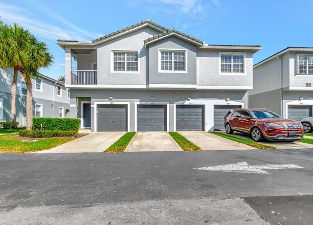 Property at 3070 Grandiflora Dr, Greenacres, FL 33467, 3 beds, 2 baths