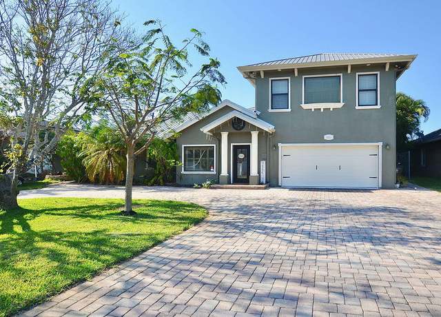 Property at 283 NE Sagamore Ter, Port Saint Lucie, FL 34983, 5 beds, 3.5 baths