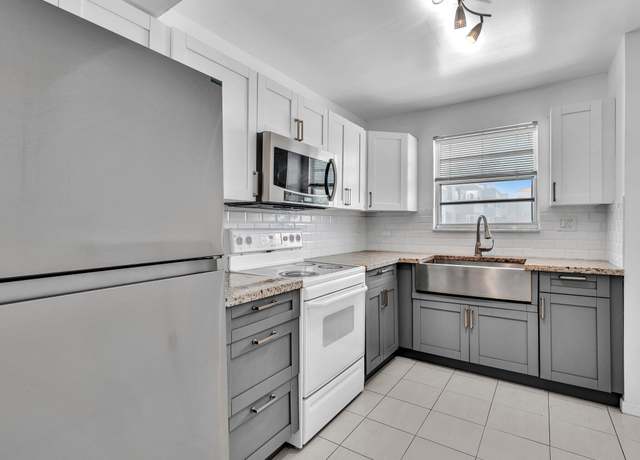 Property at 137 Golden Isles Dr #312, Hallandale Beach, FL 33009, 1 bed, 1.5 baths