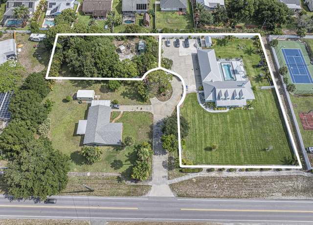 Property at 406 9th Ct, Vero Beach, FL 32962, 5 beds, 3 baths