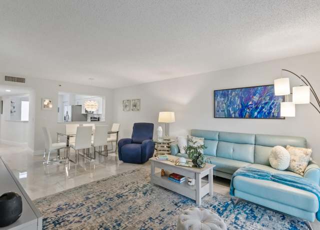 Property at 14475 Strathmore Ln #508, Delray Beach, FL 33446, 2 beds, 2 baths