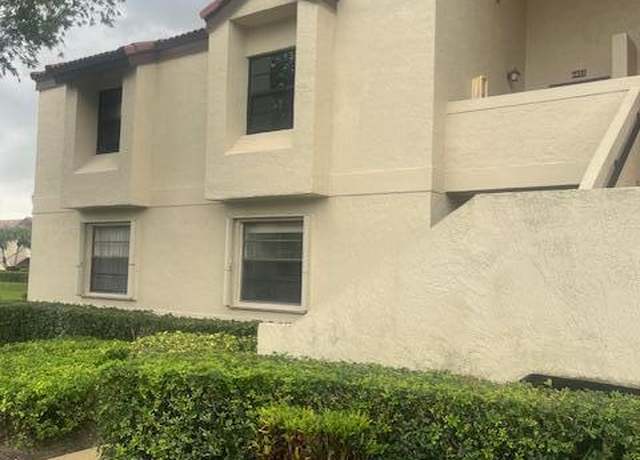 Property at 6071 Parkwalk Dr, Boynton Beach, FL 33472, 3 beds, 2 baths