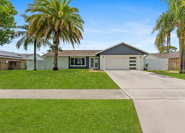 Property at 112 Parkwood Dr Dr, Royal Palm Beach, FL 33411, 3 beds, 2 baths