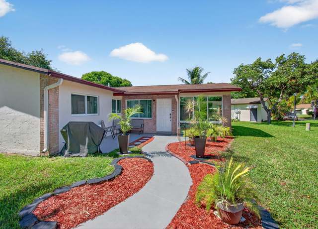 Property at 2520 SW Natura Blvd, Deerfield Beach, FL 33441, 2 beds, 1.5 baths