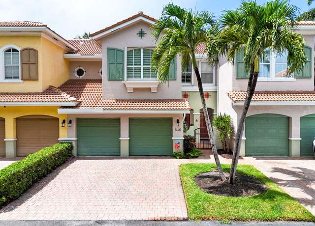 Property at 104 Las Brisas Cir, Hypoluxo, FL 33462, 3 beds, 2.5 baths