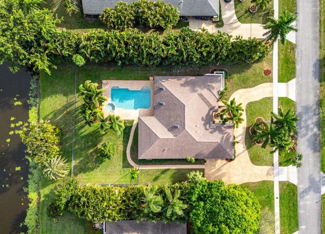 Property at 1400 Wood Row Way, Wellington, FL 33414, 4 beds, 2.5 baths