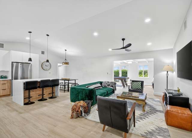 Property at 2410 SW 1st St, Boynton Beach, FL 33435, 3 beds, 3 baths