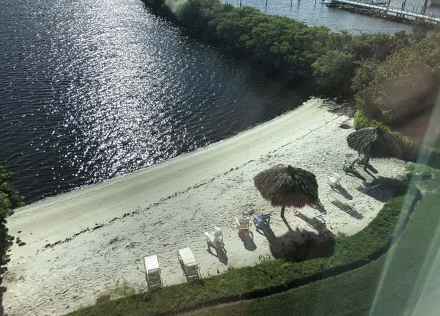 Property at 700 Scotia 205 Dr #205, Hypoluxo, FL 33462, 3 beds, 2 baths
