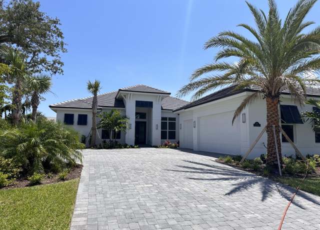 Property at 127 Strand Dr, Vero Beach, FL 32963, 3 beds, 4 baths