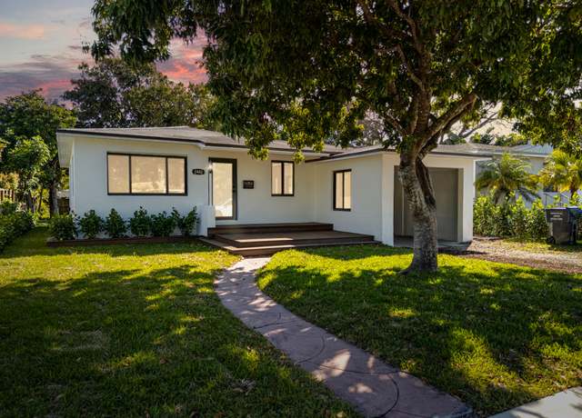 Property at 2442 Grant St, Hollywood, FL 33020, 3 beds, 2 baths