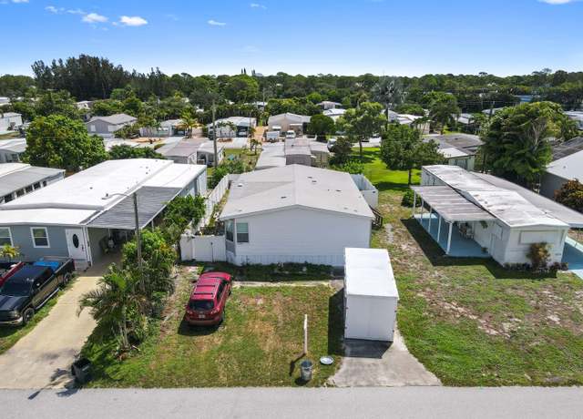 Property at 8169 SE Eagle Ave, Hobe Sound, FL 33455, 3 beds, 2 baths