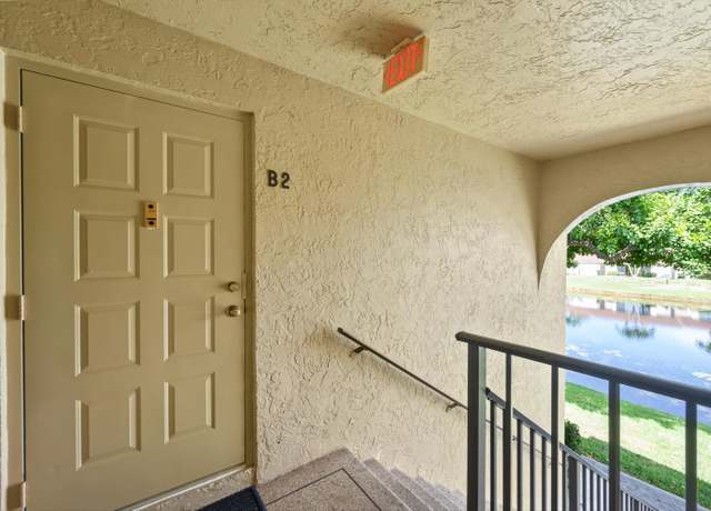 Property at 723 Sunny Pine Way Unit B-2, Greenacres, FL 33415, 3 beds, 2 baths