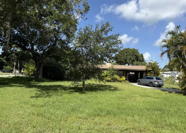 Property at 1001 Tortugas Ave, Fort Pierce, FL 34982, 3 beds, 2 baths