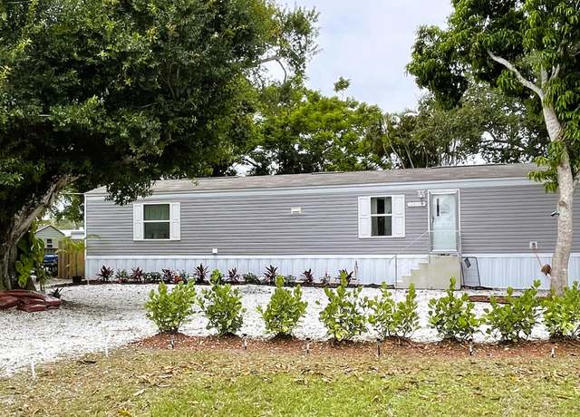Property at 4911 Deanna Ln, Fort Pierce, FL 34946, 2 beds, 2 baths