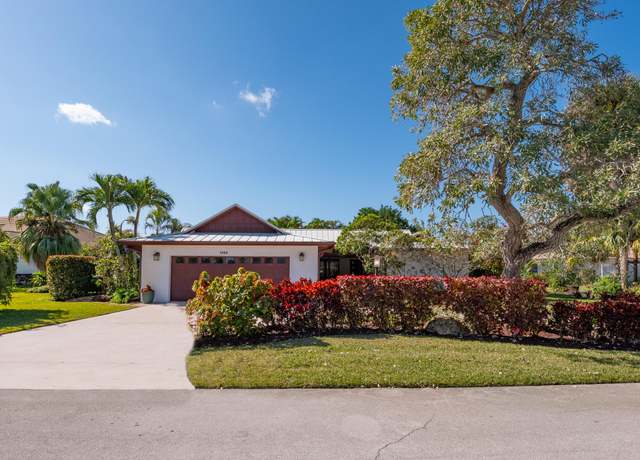 Property at 3452 SE Court Dr, Stuart, FL 34997, 3 beds, 3 baths