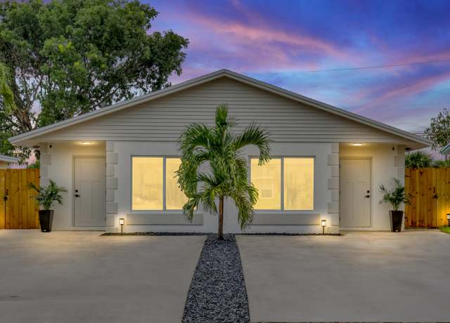 Property at 414 W Mango St, Lantana, FL 33462, 4 beds, 2 baths