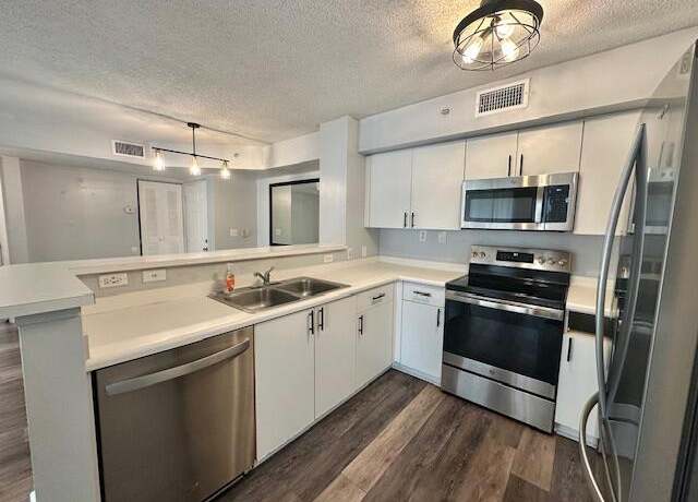 Property at 7896 Sonoma Springs Cir #204, Lake Worth, FL 33463, 2 beds, 2 baths