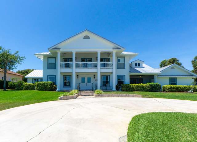 Property at 3021 S Indian River Dr, Fort Pierce, FL 34982, 4 beds, 4 baths