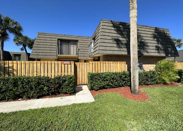 Property at 2508 25th Way, West Palm Beach, FL 33407, 2 beds, 2.5 baths