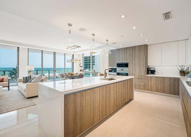 Property at 3100 N Ocean Dr Unit P-605, Singer Island, FL 33404, 2 beds, 2.5 baths