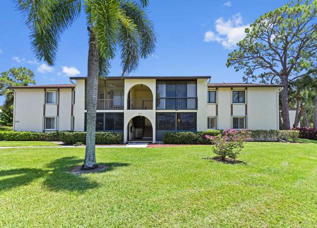 Property at 302 Knotty Pine Cir Unit D-1, Greenacres, FL 33463, 2 beds, 2 baths