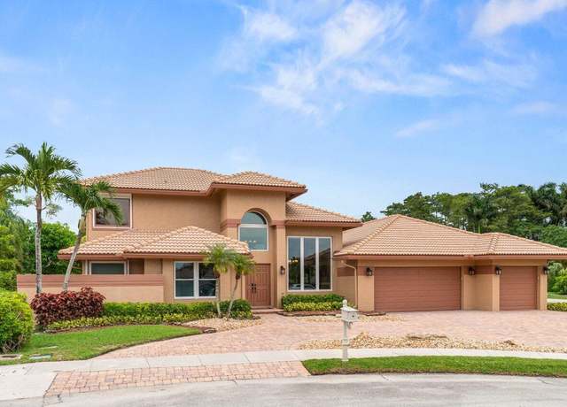 Property at 9556 E Lake Dr, Boca Raton, FL 33434, 5 beds, 3.5 baths