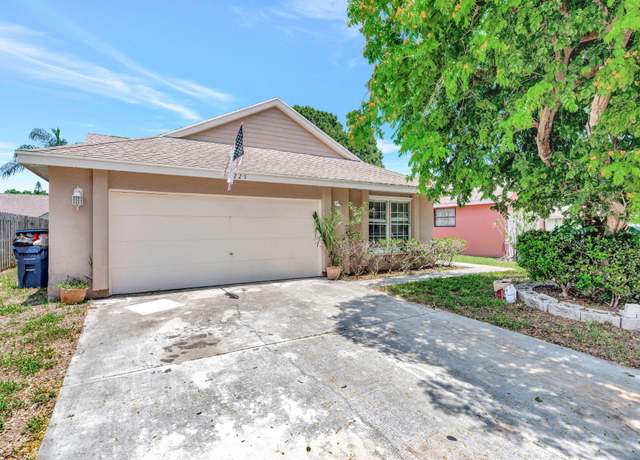 Property at 1225 Arapaho St, Jupiter, FL 33458, 3 beds, 2 baths