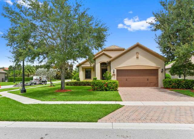 Property at 10559 Prato St, Wellington, FL 33414, 3 beds, 2 baths