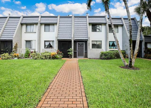 Property at 4807 Esedra Ct, Lake Worth, FL 33467, 2 beds, 1.5 baths