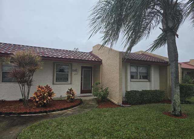 Property at 434 Lake Carol Dr, West Palm Beach, FL 33411, 2 beds, 2 baths
