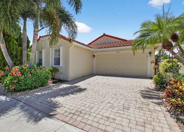 Property at 11563 Colonnade Dr, Boynton Beach, FL 33437, 3 beds, 2 baths