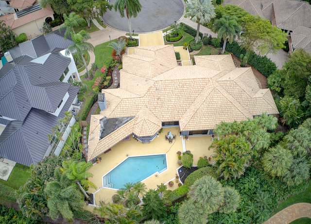 Property at 21258 Greenwood Ct, Boca Raton, FL 33433, 4 beds, 4.5 baths