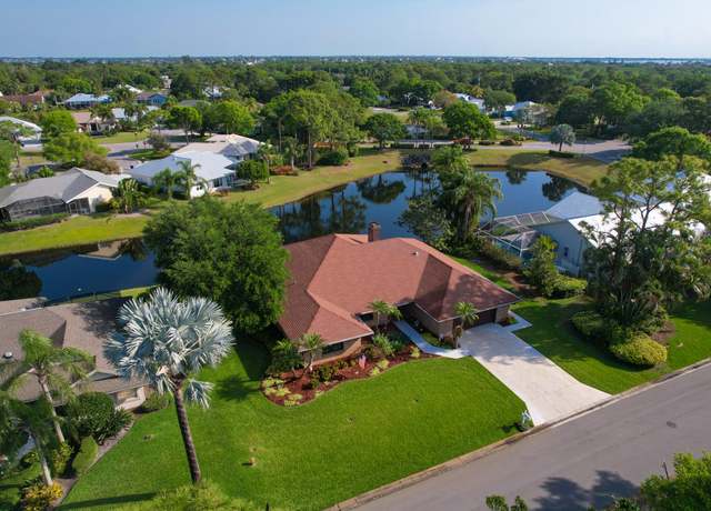 Property at 1919 SW Little Oak Trl, Palm City, FL 34990, 3 beds, 2 baths