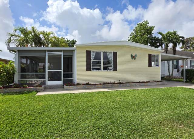 Property at 4092 8th Ct, Lantana, FL 33462, 2 beds, 2 baths