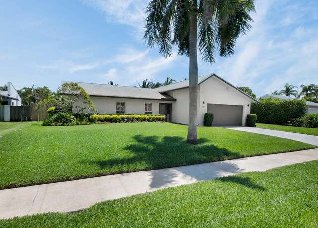 Property at 620 NE 15th Pl, Boynton Beach, FL 33435, 3 beds, 2 baths