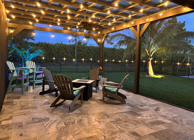 Property at 19828 Wheelbarrow Bnd, Loxahatchee, FL 33470, 4 beds, 2.5 baths