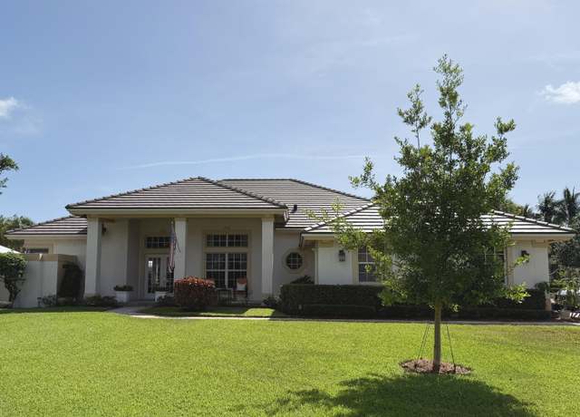 Property at 7983 SE Osprey St, Hobe Sound, FL 33455, 4 beds, 3 baths