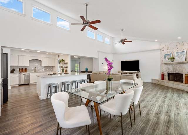 Property at 310 Edgewood Dr N, West Palm Beach, FL 33405, 4 beds, 3 baths