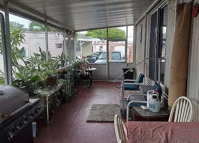 Property at 1037 NE 63rd St, Fort Lauderdale, FL 33334, 2 beds, 2 baths