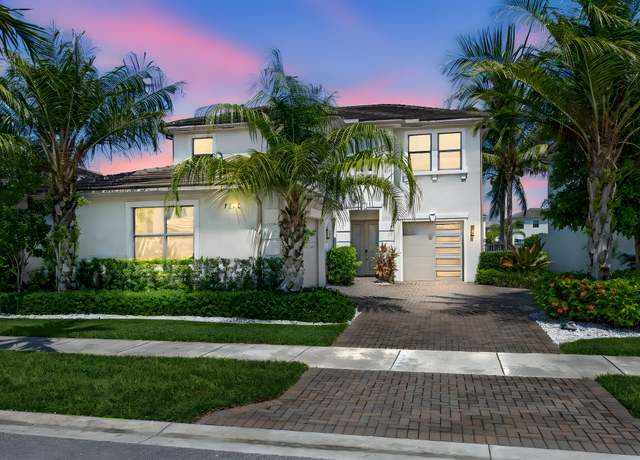 Property at 7178 Montereal Path, Lake Worth, FL 33463, 4 beds, 2.5 baths