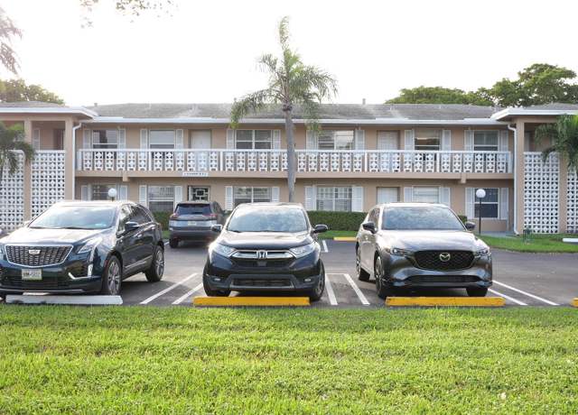 Property at 1131 Calamondin Ter #201, Delray Beach, FL 33445, 2 beds, 2 baths
