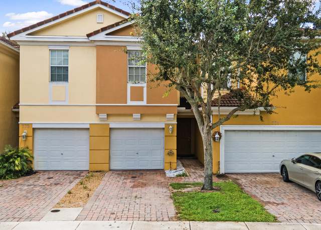 Property at 773 Pipers Cay Dr, West Palm Beach, FL 33415, 3 beds, 2.5 baths