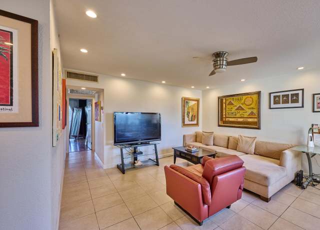 Property at 741 Monaco P #741, Delray Beach, FL 33446, 2 beds, 2 baths