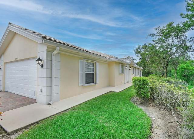 Property at 8486 SE Retreat Dr, Hobe Sound, FL 33455, 2 beds, 2 baths