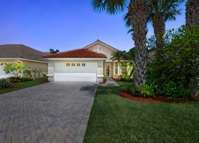 Property at 624 SW Saint Thomas Cv, Port Saint Lucie, FL 34986, 3 beds, 2 baths