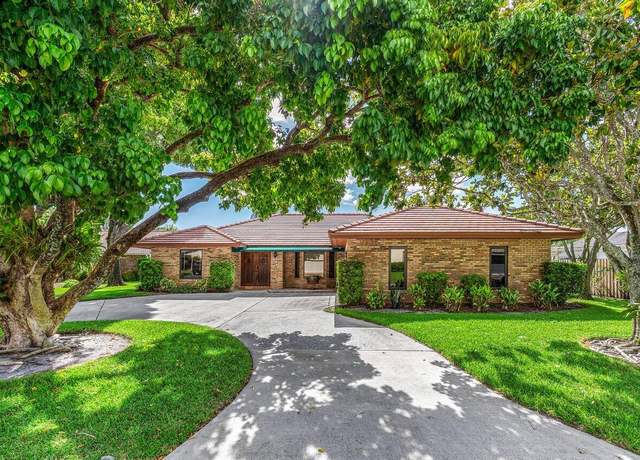 Property at 21792 Mountain Sugar Ln, Boca Raton, FL 33433, 3 beds, 2 baths